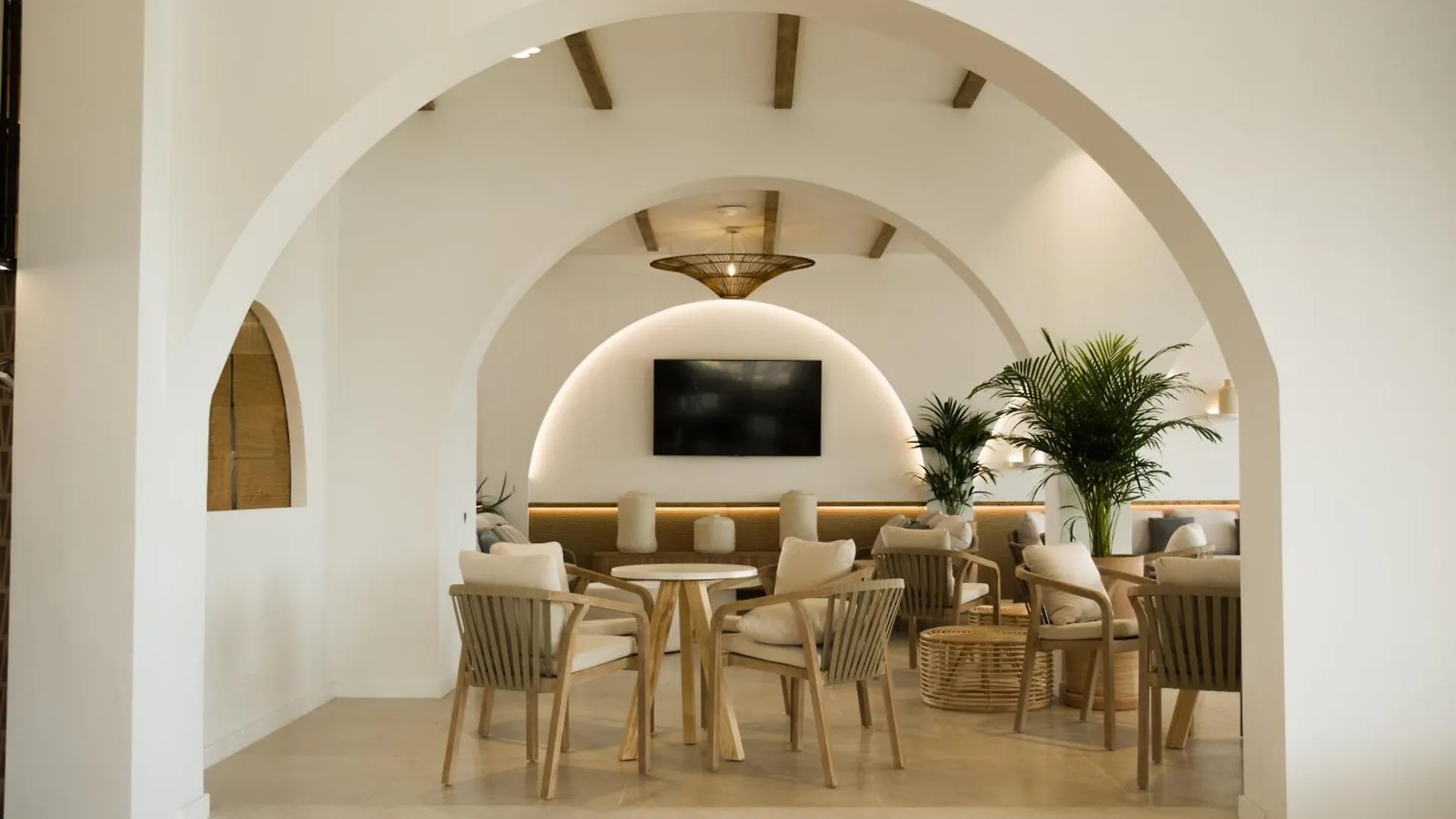 Hotel More Alcudia  3*, Alcudia (Mallorca) Spain